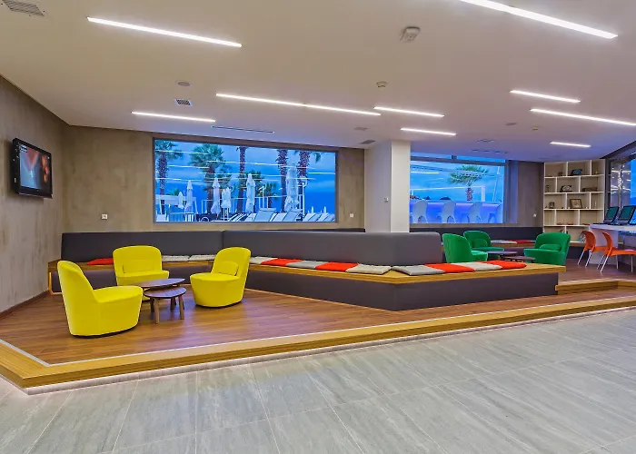 Poseidon - Adult Only 4* マルマリス