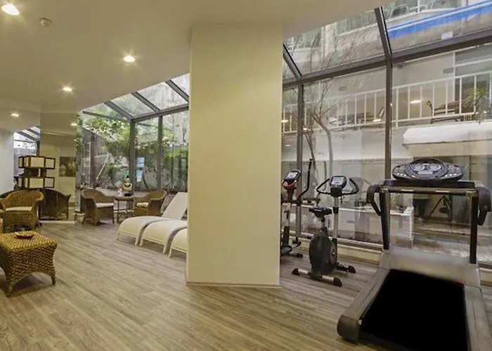 Poseidon - Adult Only Μαρμαρίς